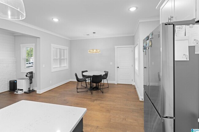 Building Photo - 2024 Adams Ridge Dr