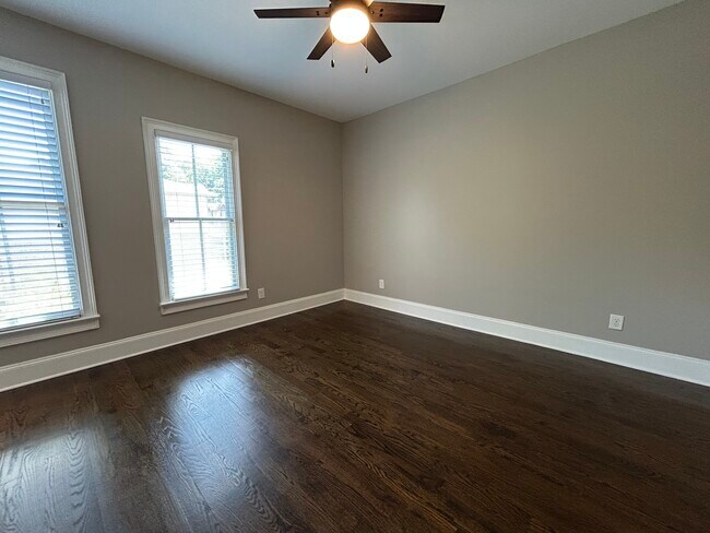 Building Photo - 1281 Dahlgren Lane