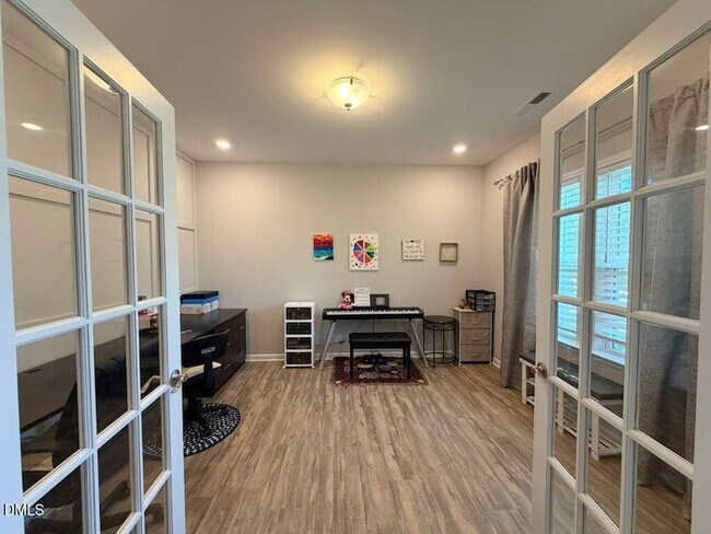 Building Photo - 2525 Elm Grant Dr