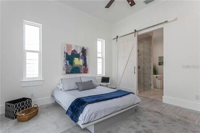 Building Photo - 3611 2nd Ave N