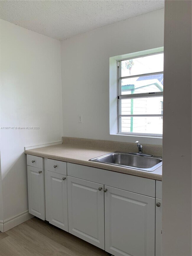 Building Photo - 10040 SW 198th St