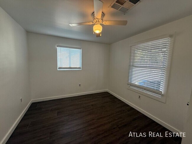 Building Photo - 1606 W Taylor St