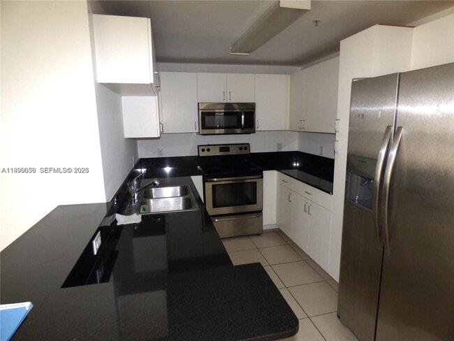 Building Photo - 185 SE 14th Terrace