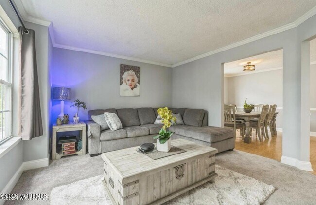 Building Photo - 146 Hamlet Ct