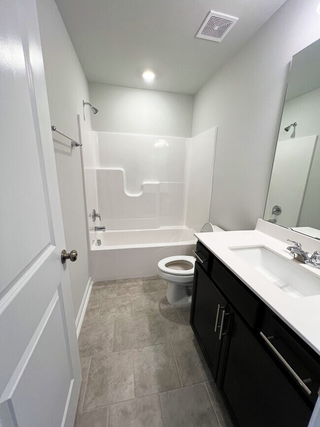Building Photo - 2619 Chert Ln