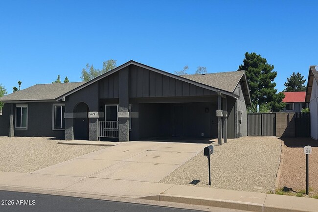 Building Photo - 642 W Plata Ave