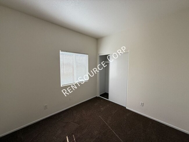 Building Photo - 349 E Ave J 8