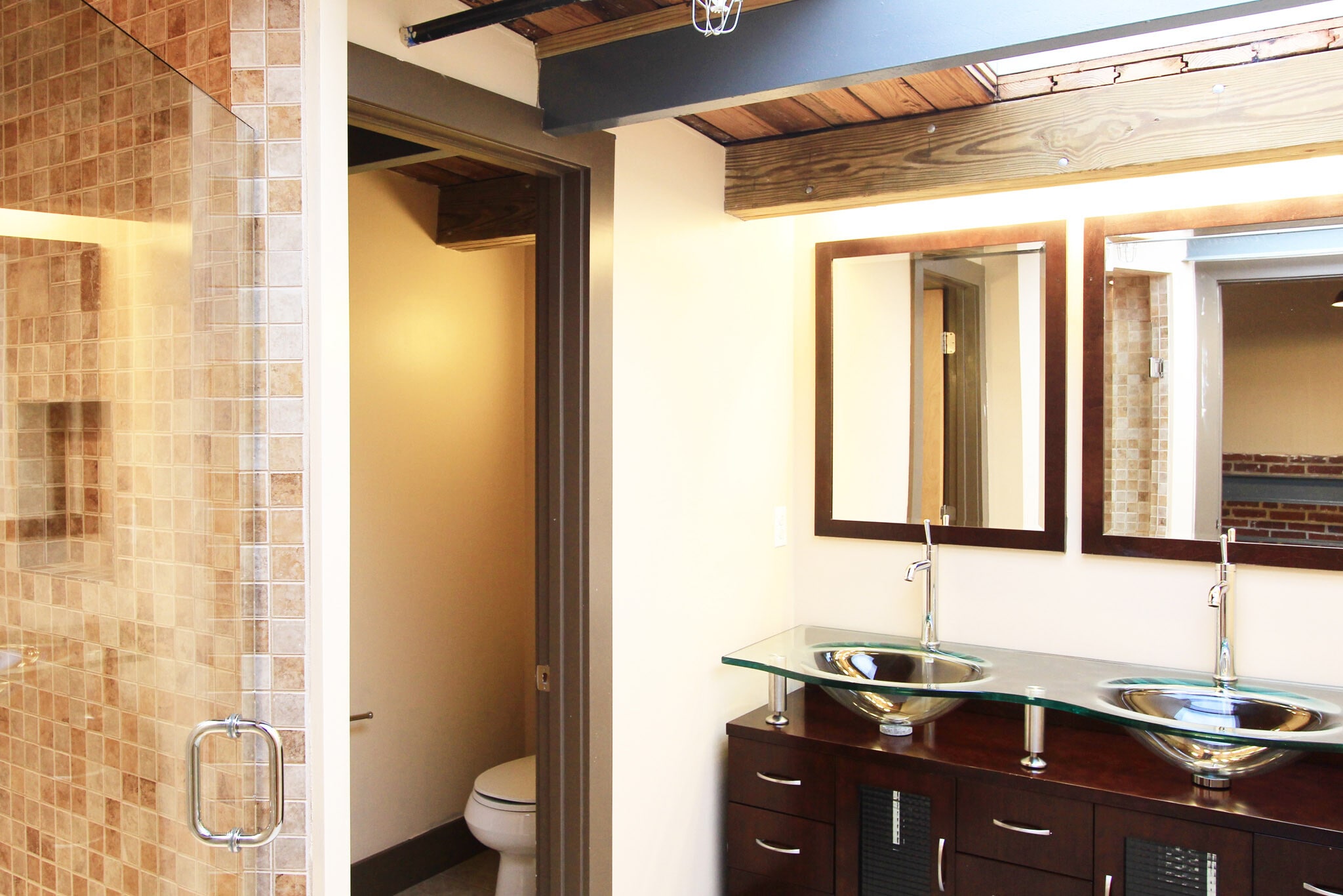 Building Photo - 713 S Central St