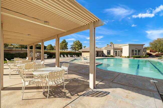 Building Photo - 79699 Carmel Valley Ave