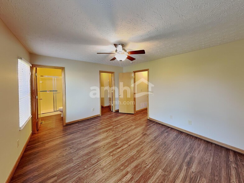 Building Photo - 7898 Antonio Ln