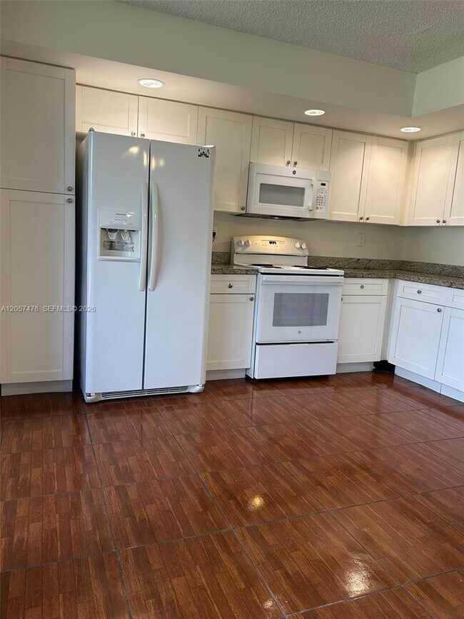 Building Photo - 8520 SW 133rd Avenue Rd