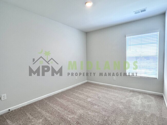 Building Photo - 3068 Harborview Dr
