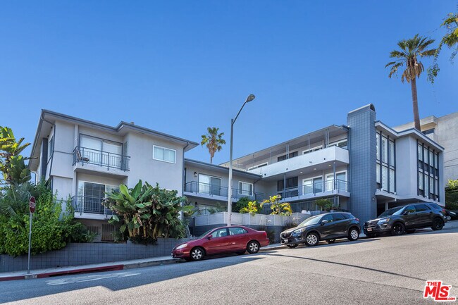 Building Photo - 1301 Flores St