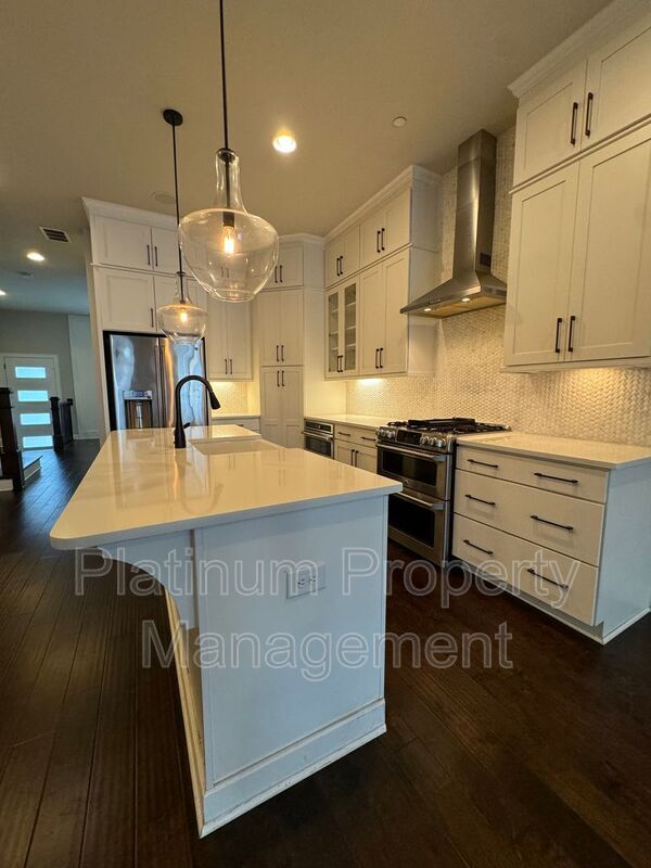 Building Photo - 4220 Deming Cir