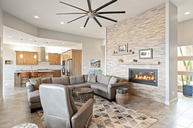 Building Photo - Stunning home with Unobstructed Panoramic Views of Pine Valley Mountain —  6-Month Lease Only