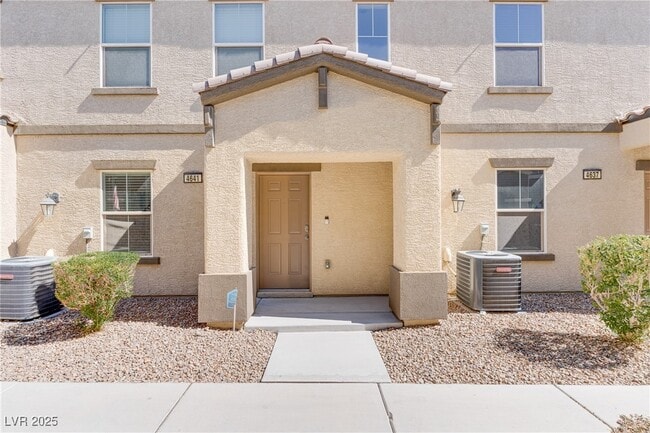 Building Photo - 4641 Townwall St