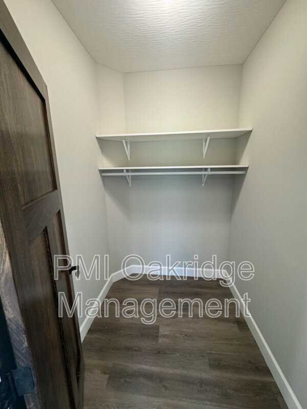 Building Photo - 963 Winter Ridge Dr