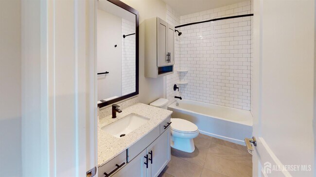 Building Photo - 708 Fernandez Ct