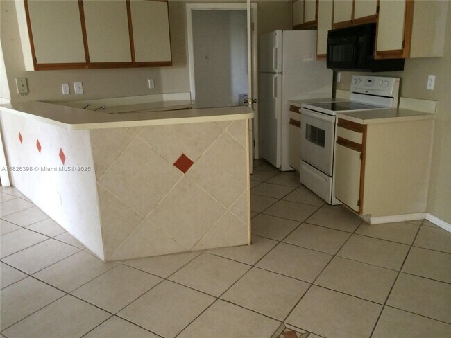 Building Photo - 9999 Summerbreeze Dr