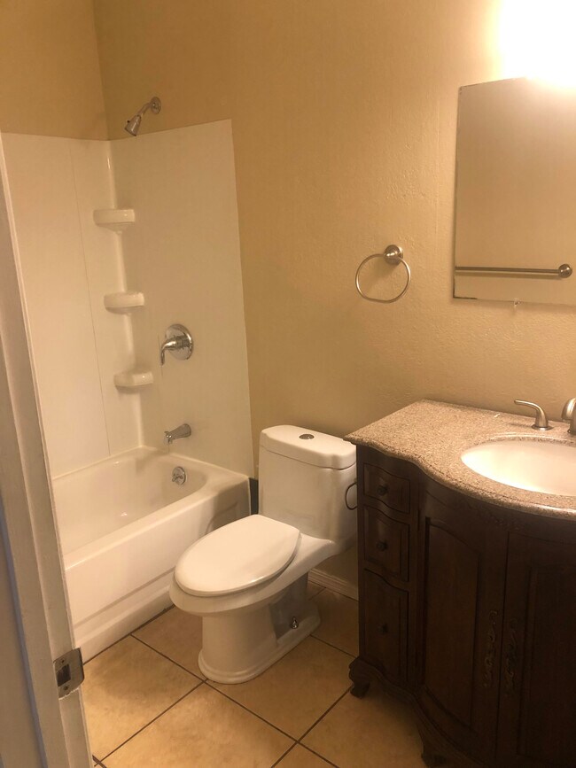 Building Photo - 6409 Bay Hill Way