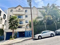 Building Photo - 1052 S Mariposa Ave