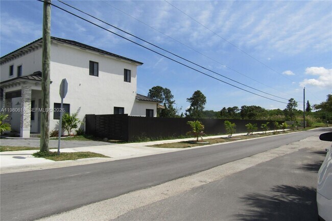 Building Photo - 11998 SW 232nd St