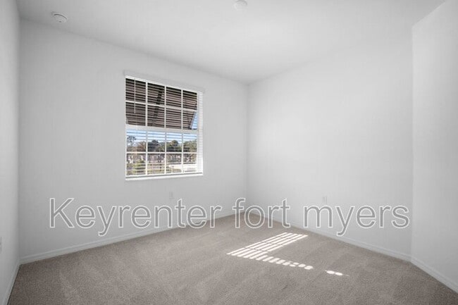 Building Photo - 18421 Copperhead Dr