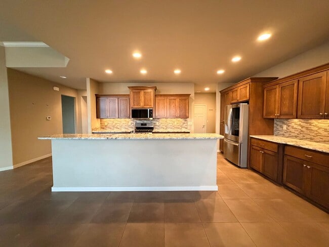 Building Photo - 3909 W 48th Ave