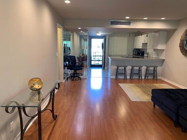 Building Photo - 4120 Tivoli Ct