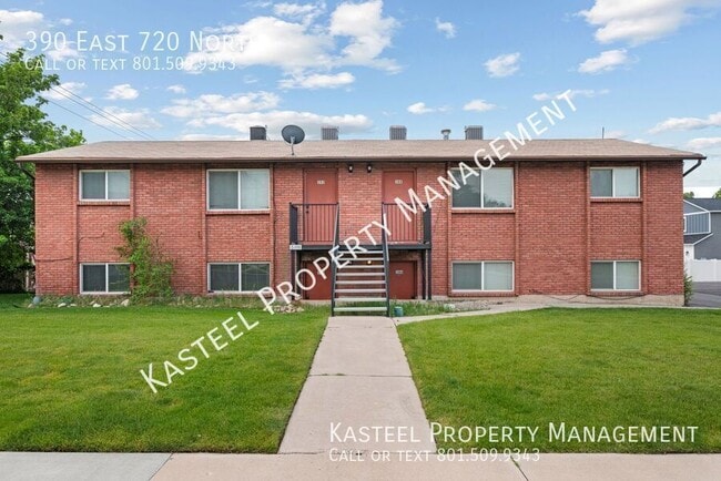 Building Photo - 390 720 N