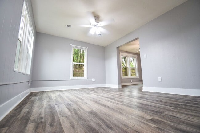 Building Photo - Charming 3 bedroom home in North Portland
