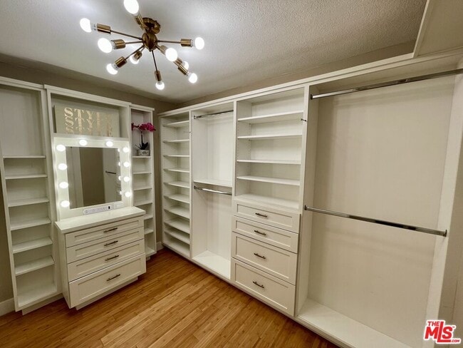 Building Photo - 5028 4th Ave