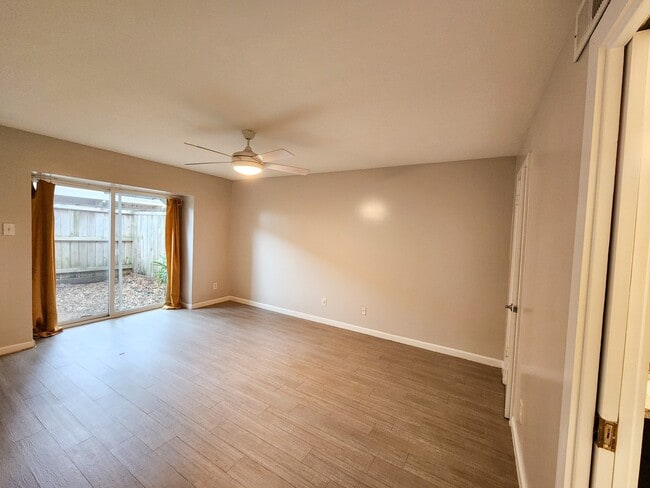 Building Photo - 2575 Marilee Ln
