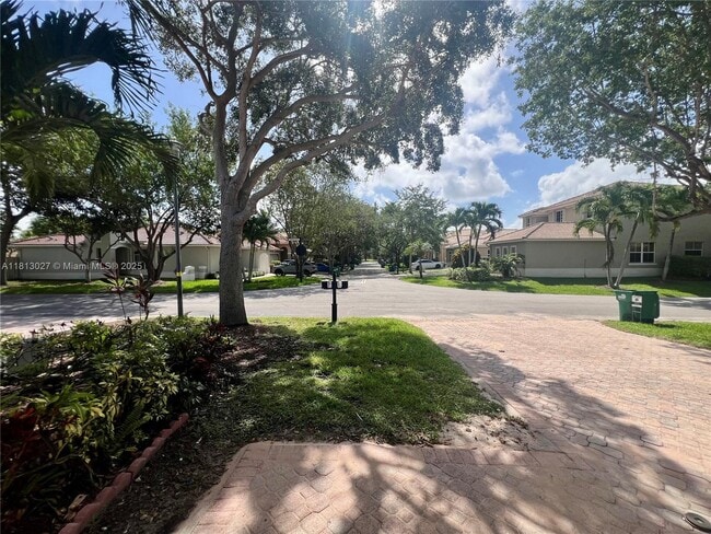 Building Photo - 16020 SW 91st Ct