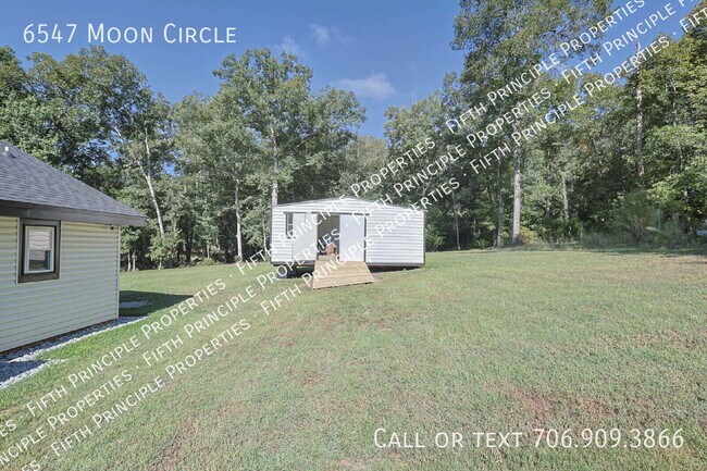 Building Photo - 6547 Moon Cir