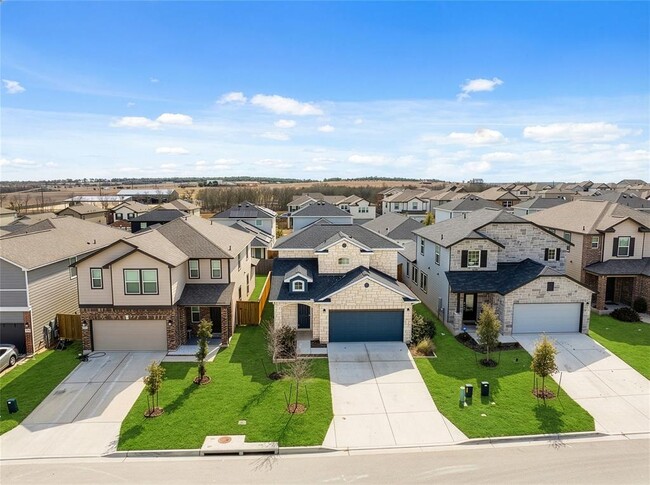 Building Photo - 316 LT Rusty Dr