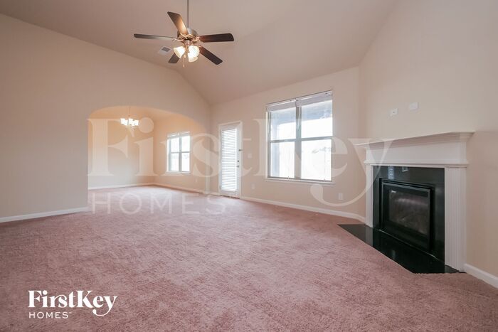 Building Photo - 3180 Alhambra Cir