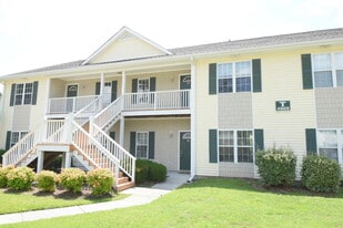 Building Photo - 4610 McClelland Dr