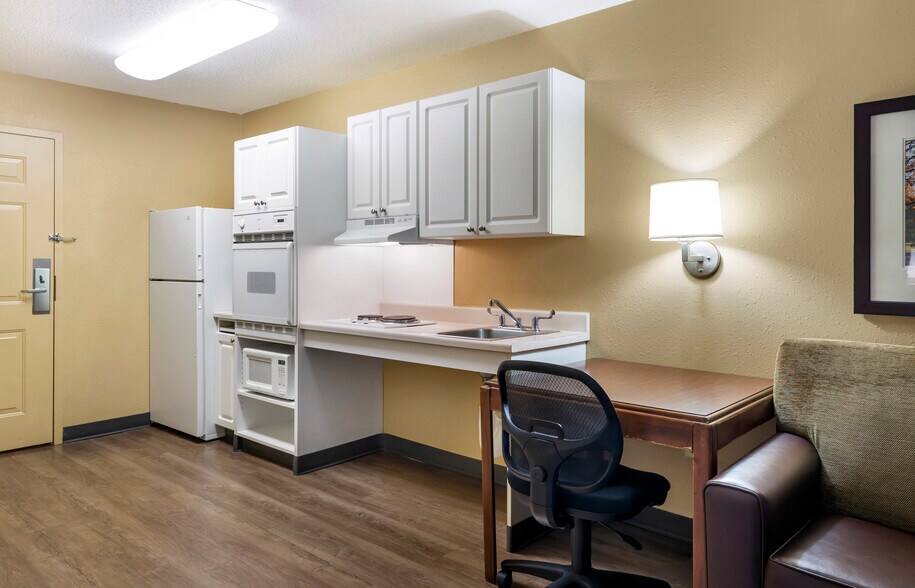 Building Photo - Furnished Studio-Boston - Westborough - East Main Street