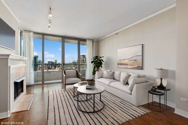 Building Photo - 200 N Jefferson St