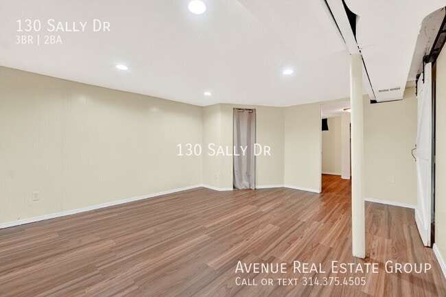 Building Photo - 130 Sally Dr