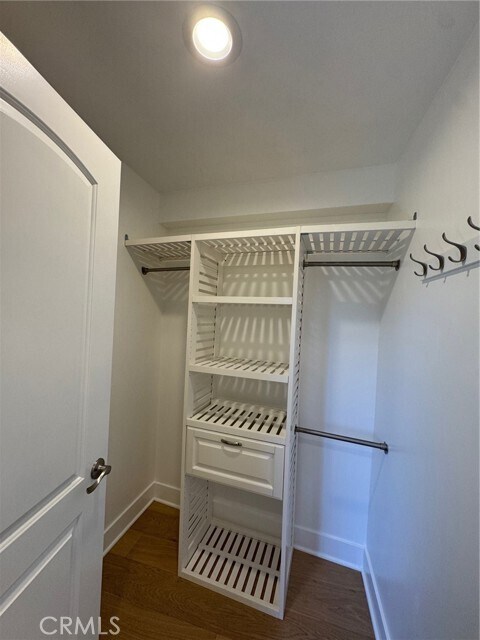 Building Photo - 204 Mockingbird Ln