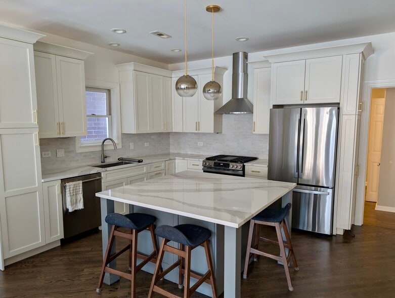 Building Photo - 1547 N North Park Ave