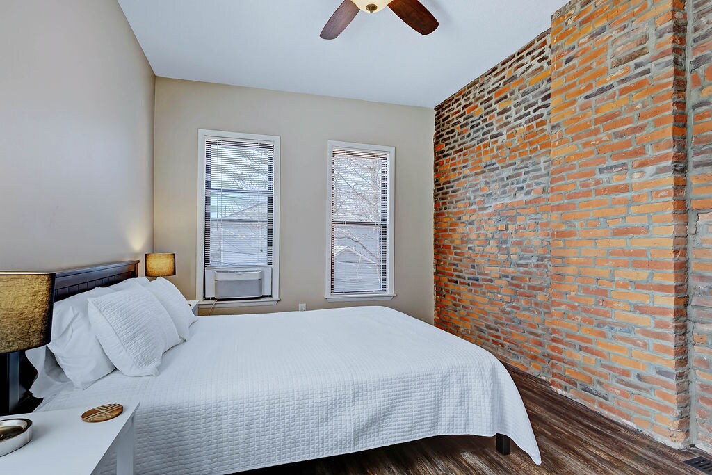 Building Photo - 729 Hamlet St