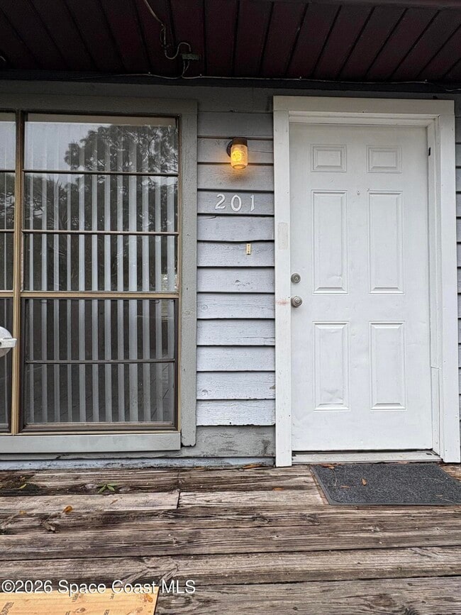 Building Photo - 2000 Agora Cir SE