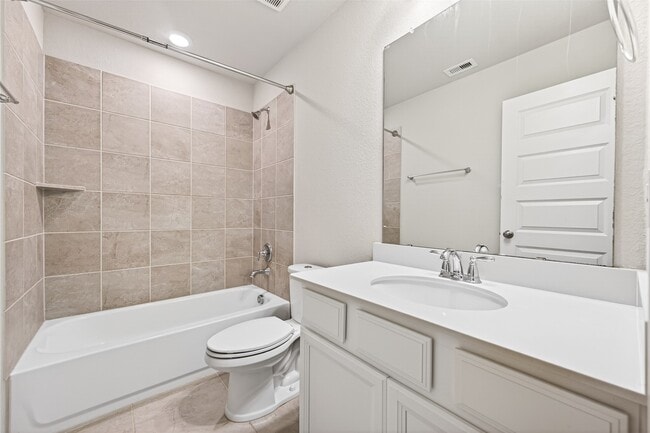 Building Photo - 1322 Eagle Pass Dr