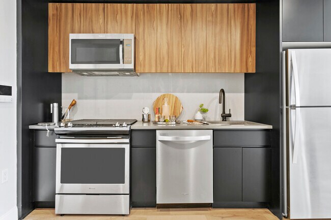 Building Photo - 329 E 132nd St