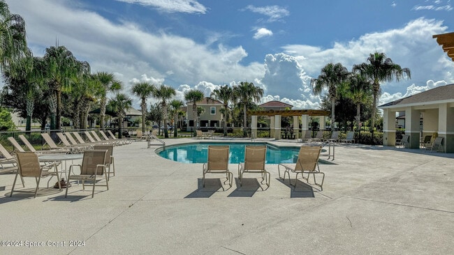Building Photo - 2713 Rodina Dr