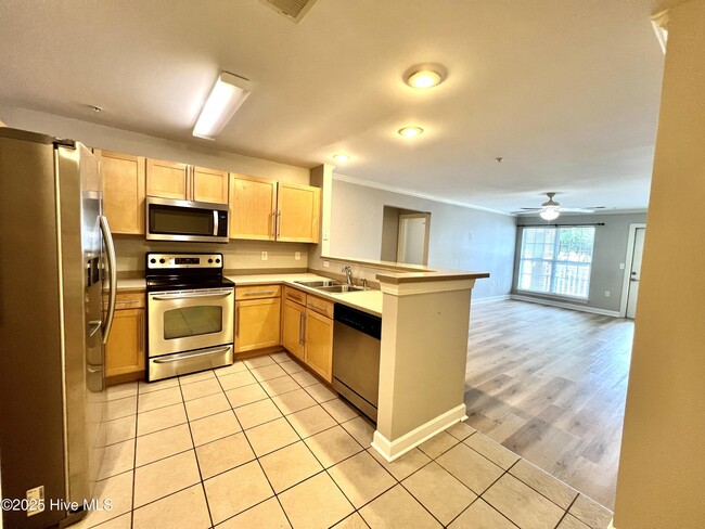 Building Photo - 1500 Cadfel Ct