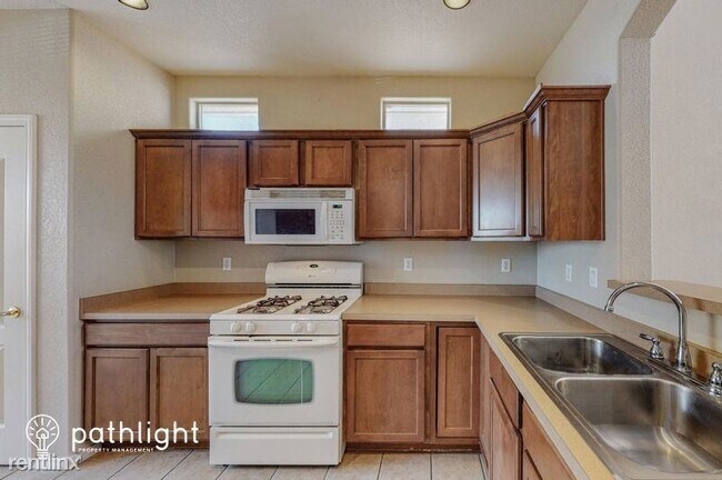 Building Photo - 3 br, 2.5 bath House - 1133 Toscana Drive ...